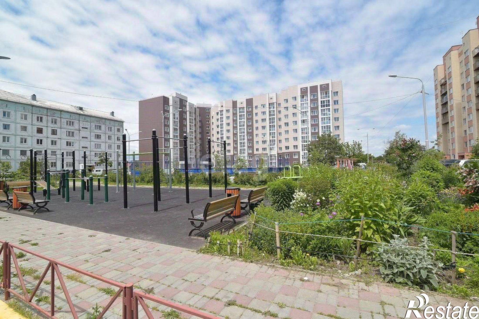 Купить квартиру за 10 200 000 рублей на Авиационная улица, 74Б