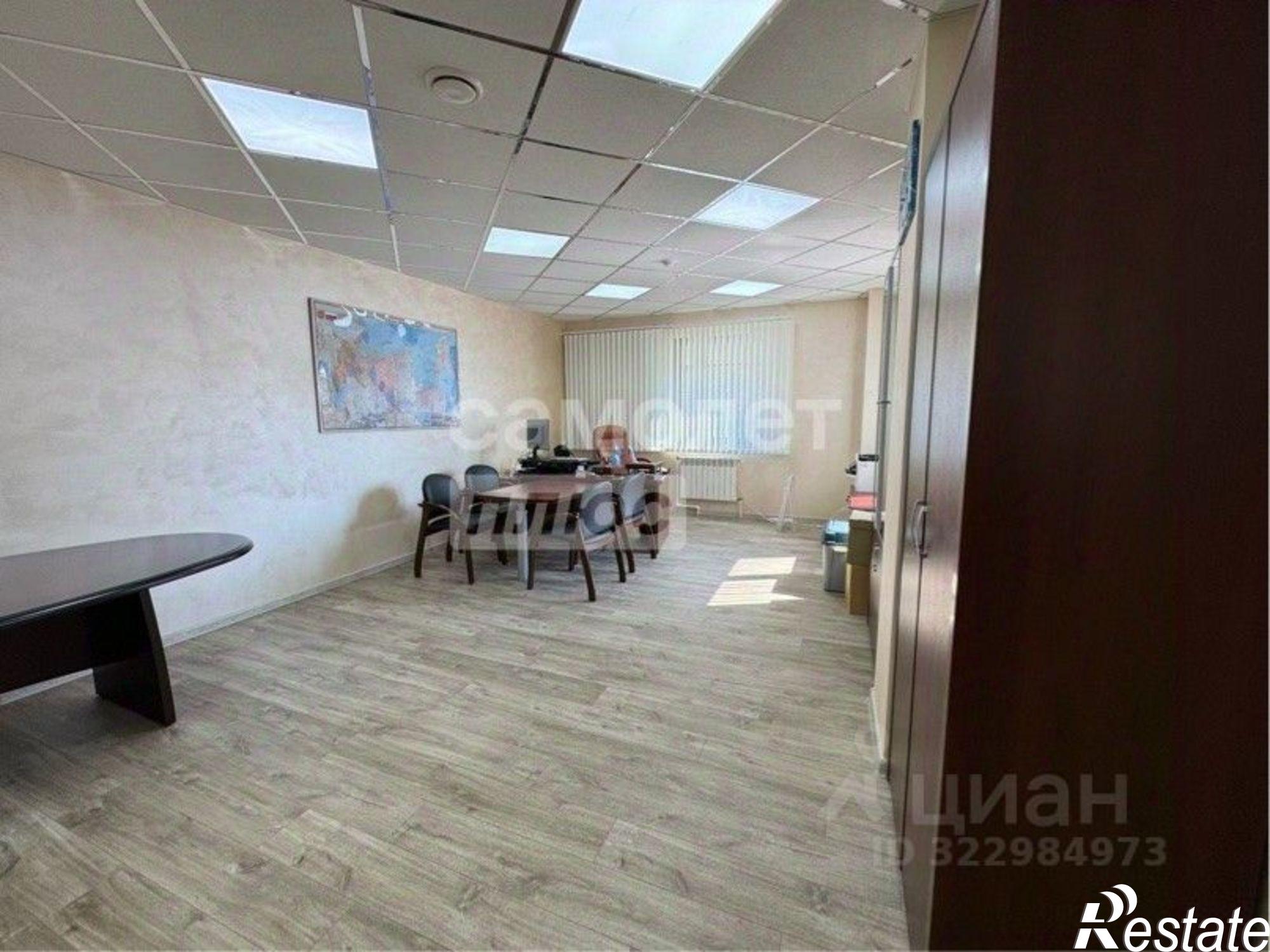 Купить офис, помещение под офис за 24 000 000 рублей на улица Горького, 11Б