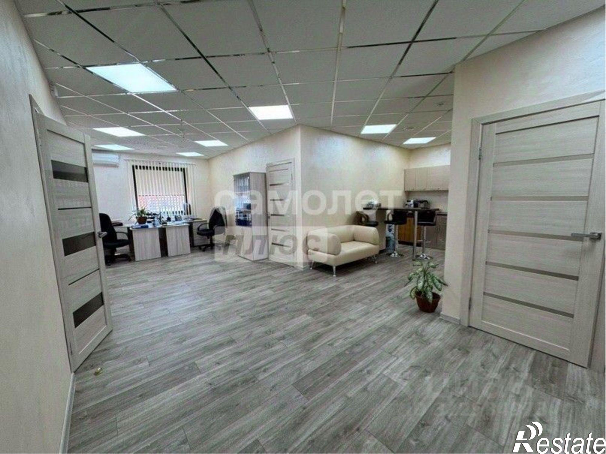 Купить офис, помещение под офис за 24 000 000 рублей на улица Горького, 11Б