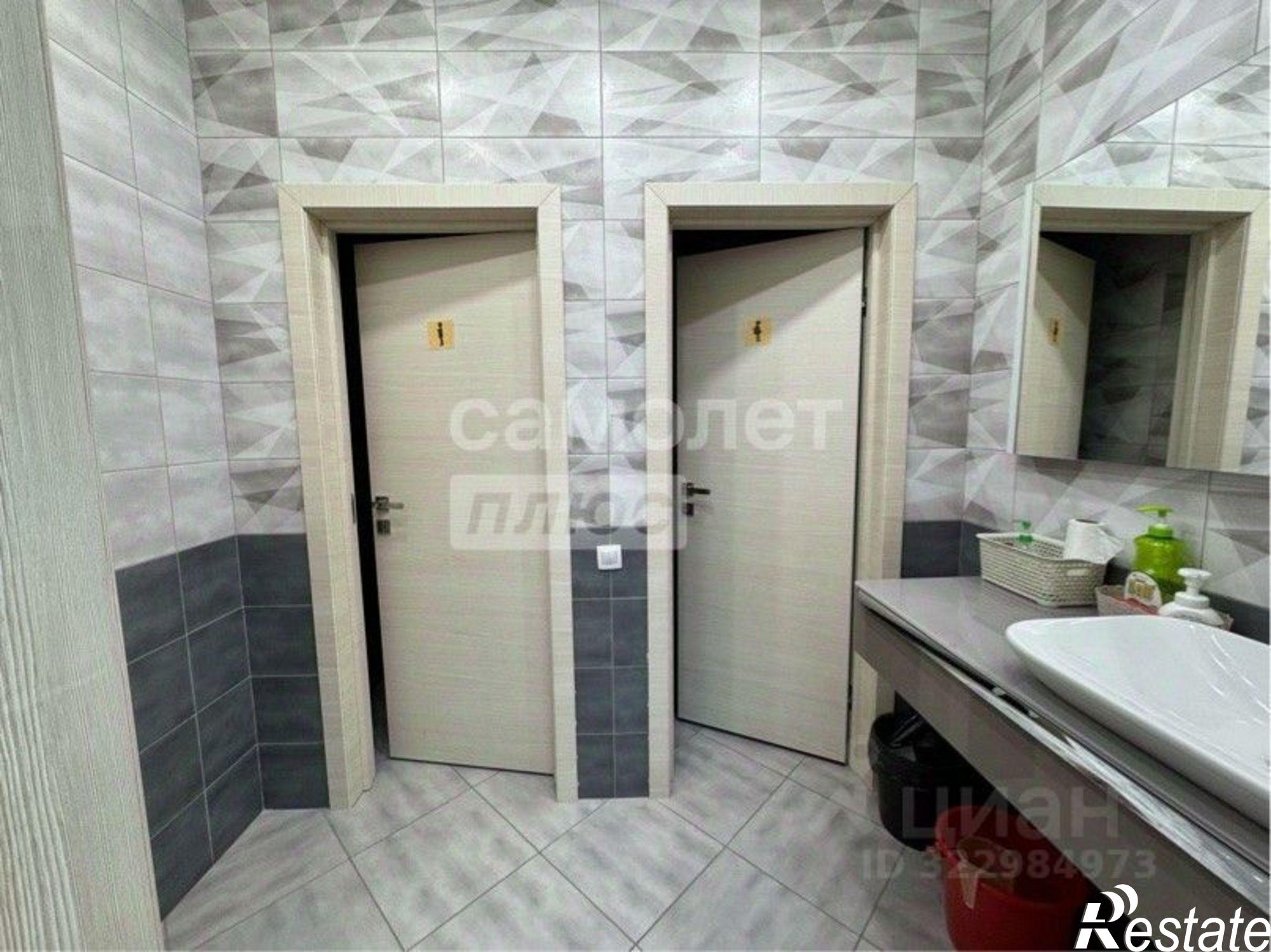 Купить офис, помещение под офис за 24 000 000 рублей на улица Горького, 11Б