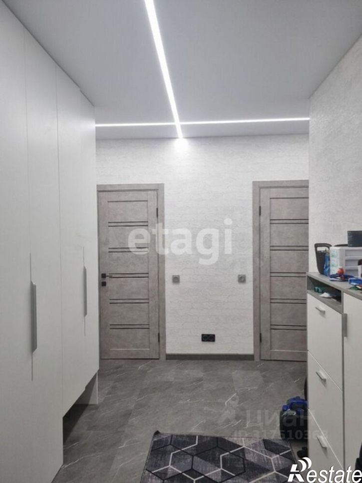 3-комн квартира ул имени Николая Григорьевича Смирнова, 3,  д. 3