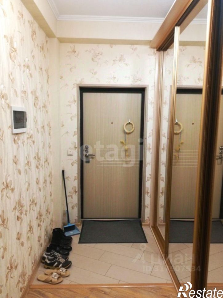 2-комн квартира ул Есенина, 4 2,  д. 4 2,  к. 2