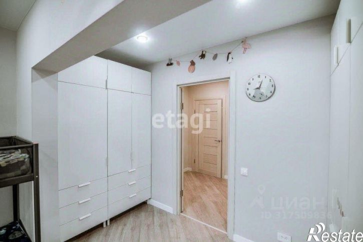 2-комн квартира ул Крайняя, 32,  д. 32