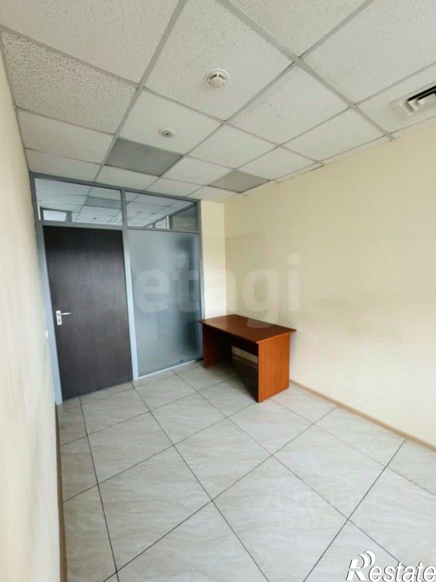 Сдать офис, помещение под офис за 67 860 рублей на улица Ленина, 304Г