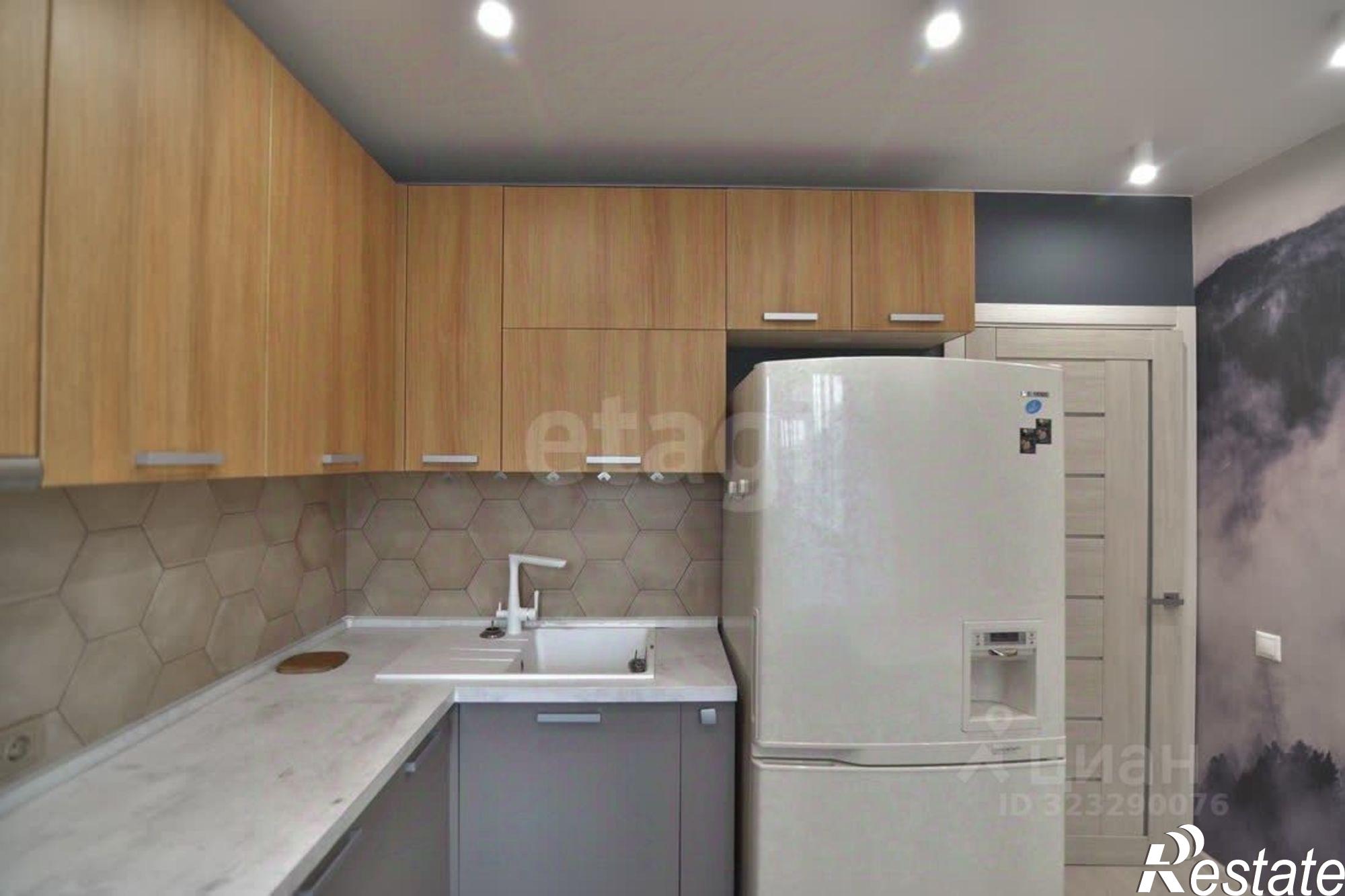 Сдать квартиру за 80 000 рублей на улица Емельянова, 35А к3