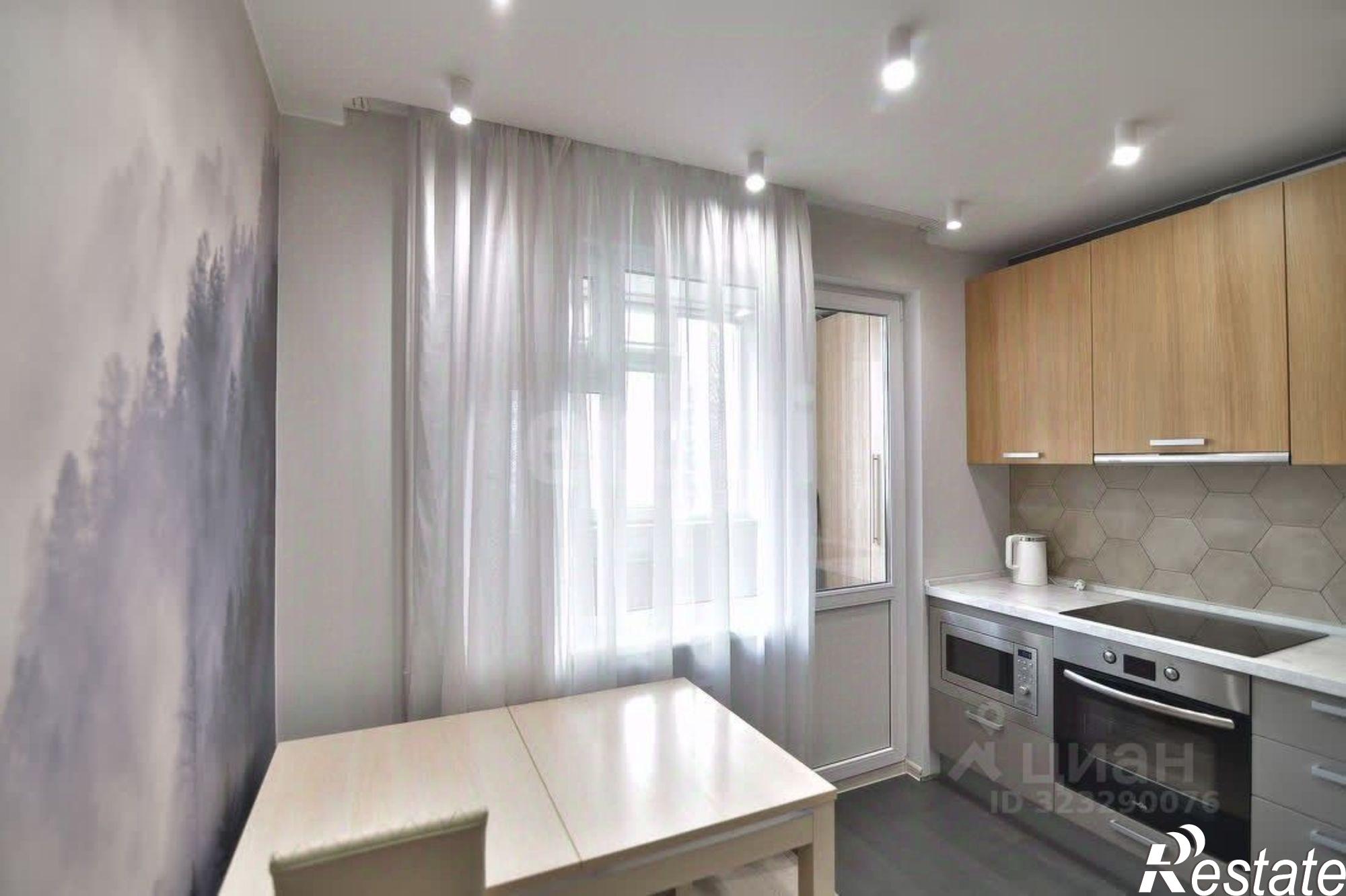 Сдать квартиру за 80 000 рублей на улица Емельянова, 35А к3