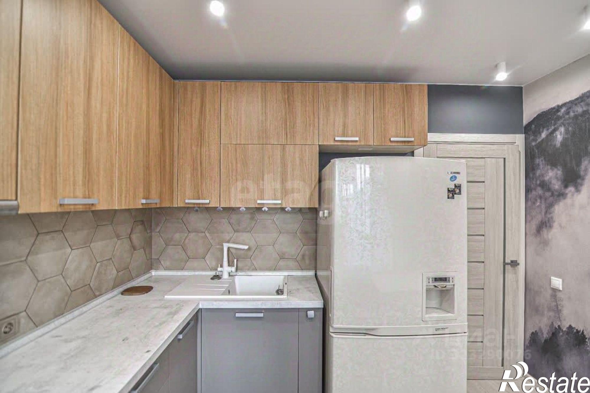 Сдать квартиру за 80 000 рублей на улица Емельянова, 35А к3