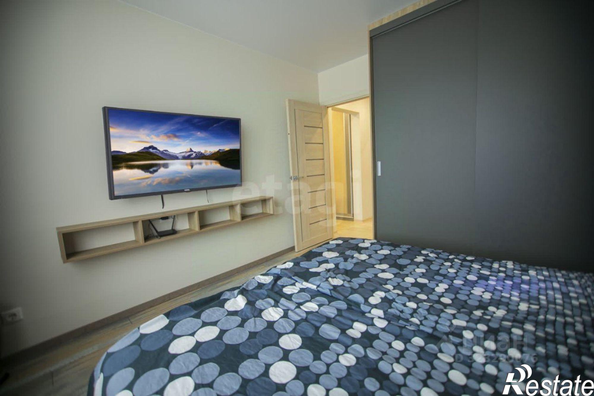 Сдать квартиру за 80 000 рублей на улица Емельянова, 35А к3