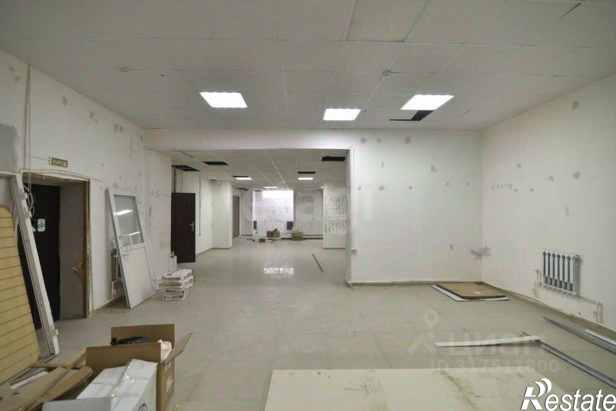 Сдать торговое помещение за 20 000 рублей на улица Емельянова, 4