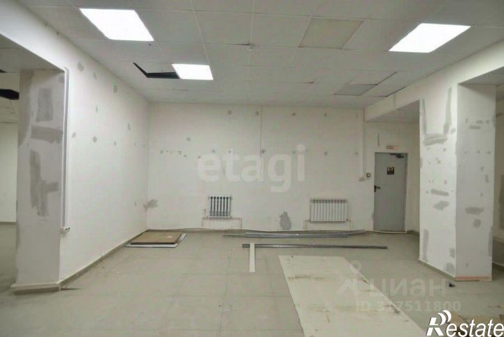 Торговое помещение улица Емельянова, 4,  д. 4