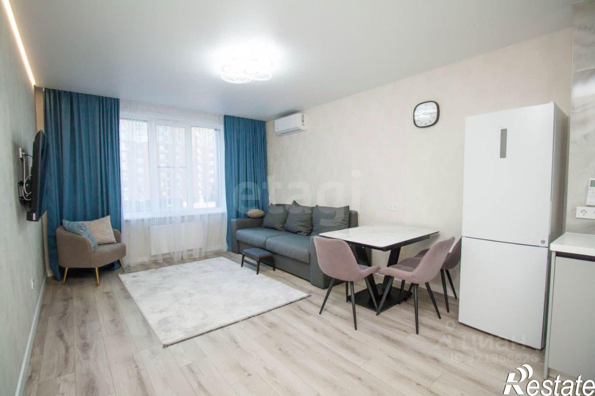 Сдать квартиру за 120 000 рублей на улица Николая Смирнова, 7