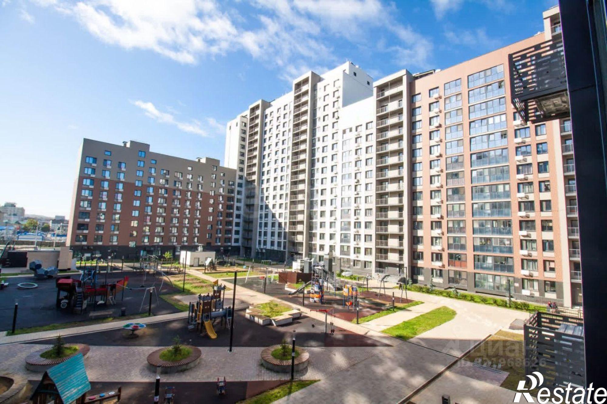 Сдать квартиру за 120 000 рублей на улица Николая Смирнова, 7