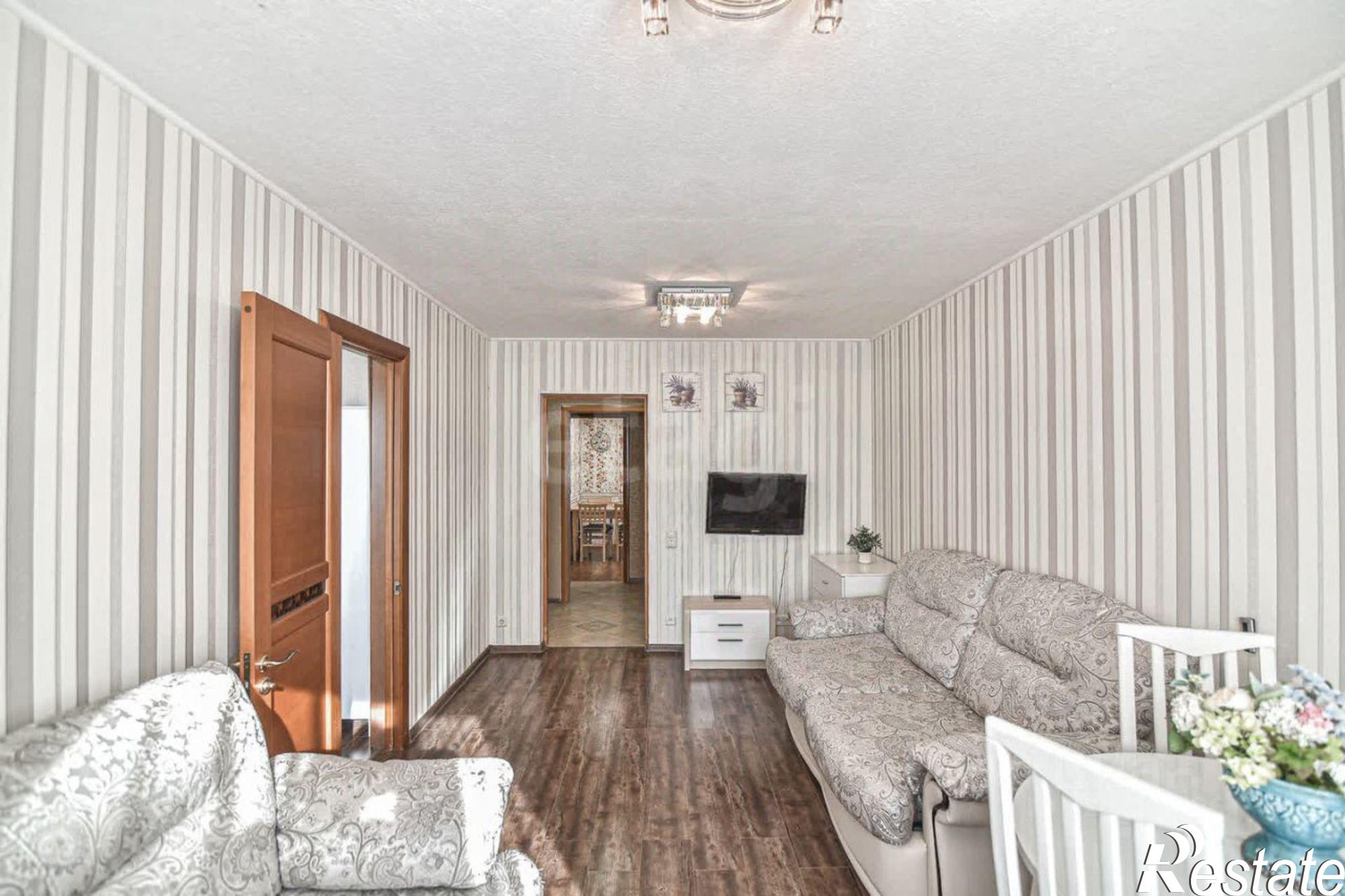 Сдать квартиру за 95 000 рублей на улица Емельянова, 17