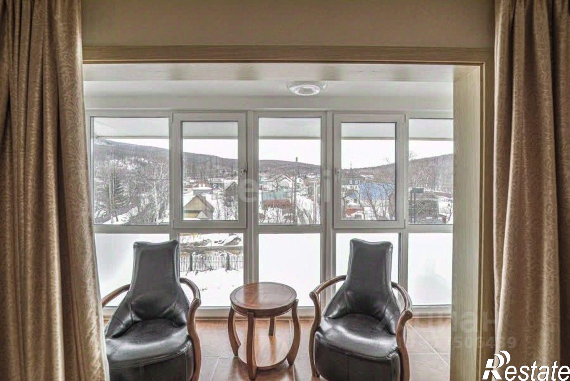 Сдать квартиру за 105 000 рублей на улица Золотое кольцо, 27