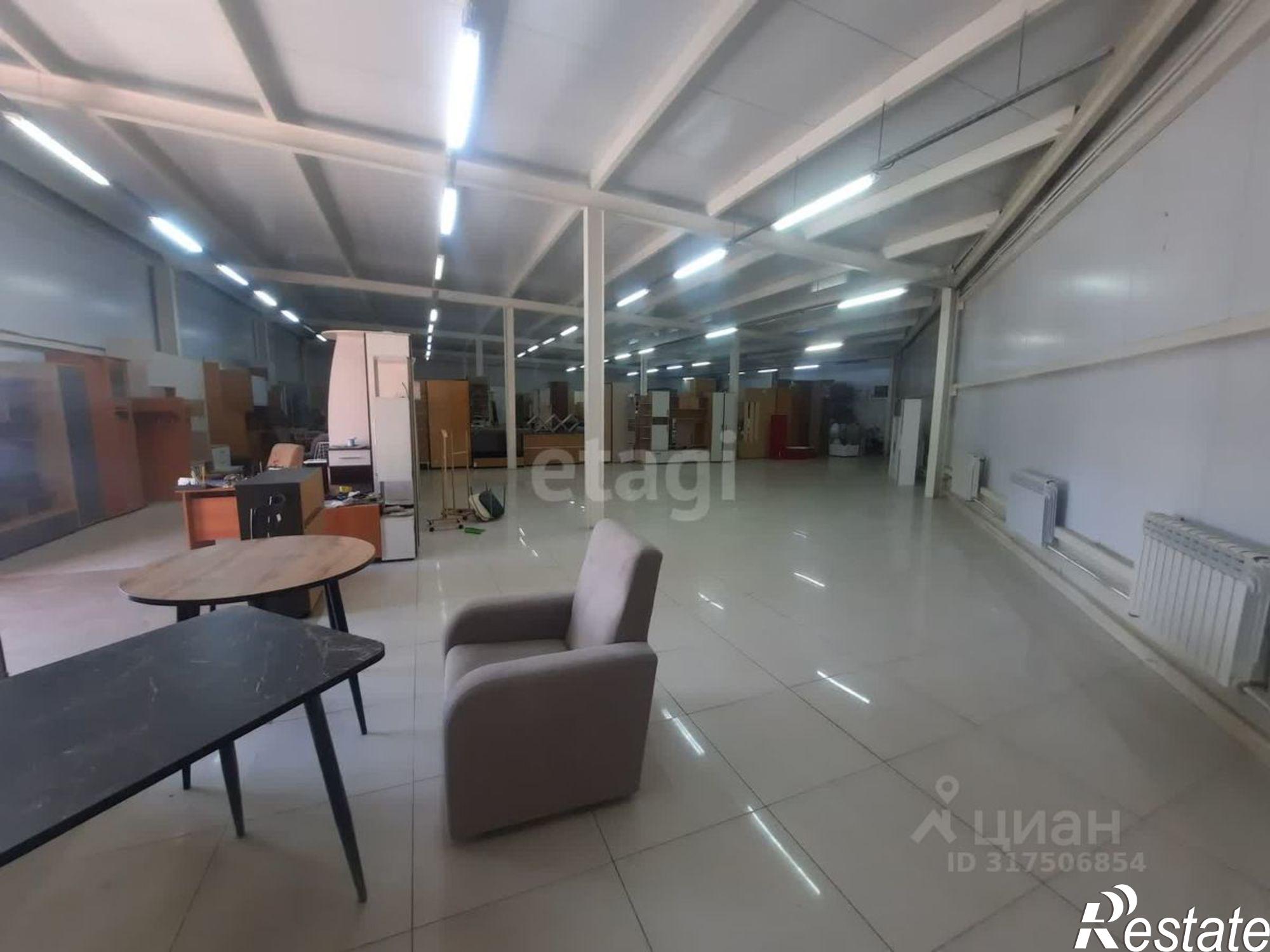 Сдать складское помещение за 360 000 рублей на Украинская улица, 73А