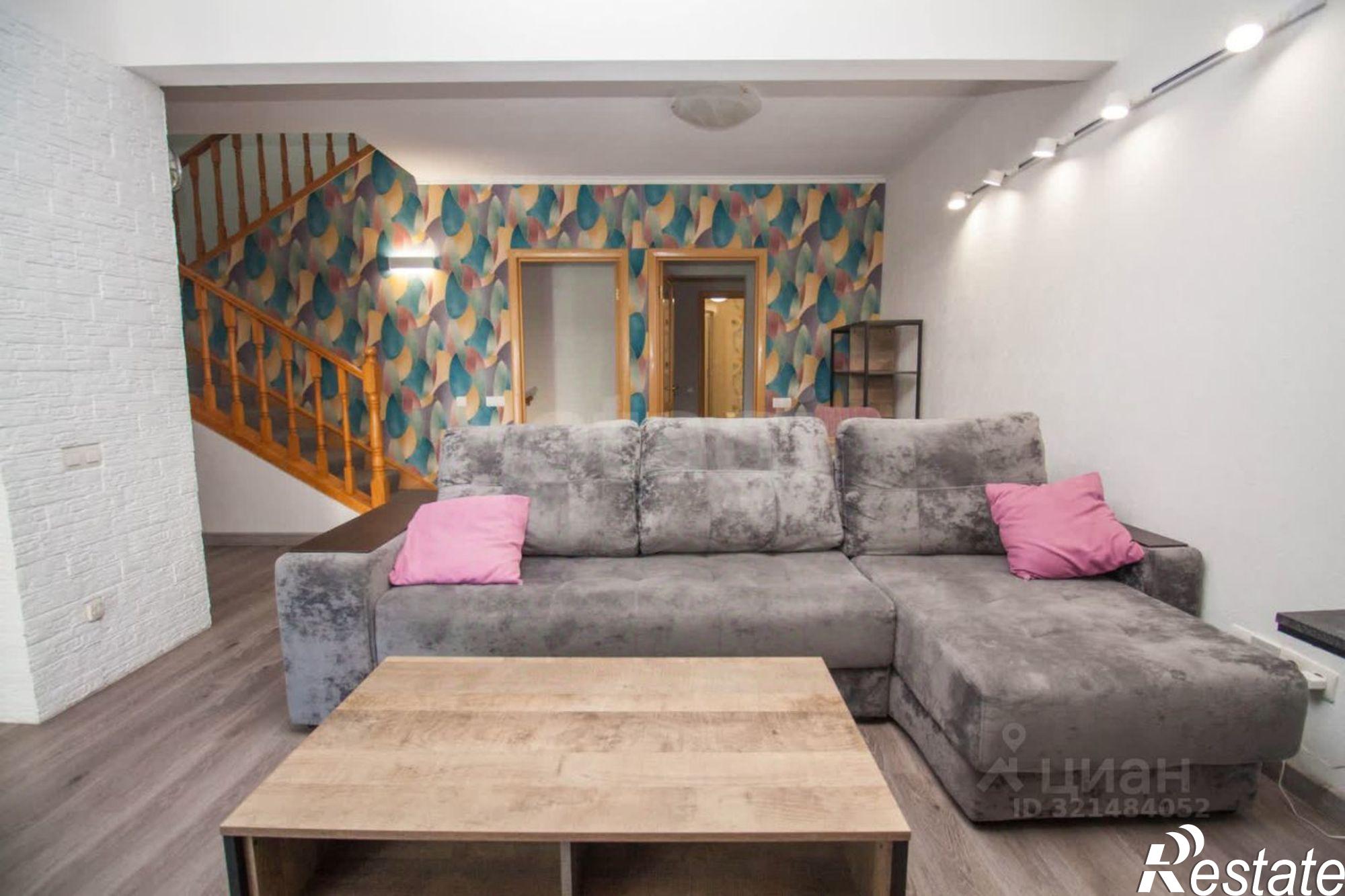 Сдать дачу, дом, коттедж за 200 000 рублей на ул Лунного света, 14