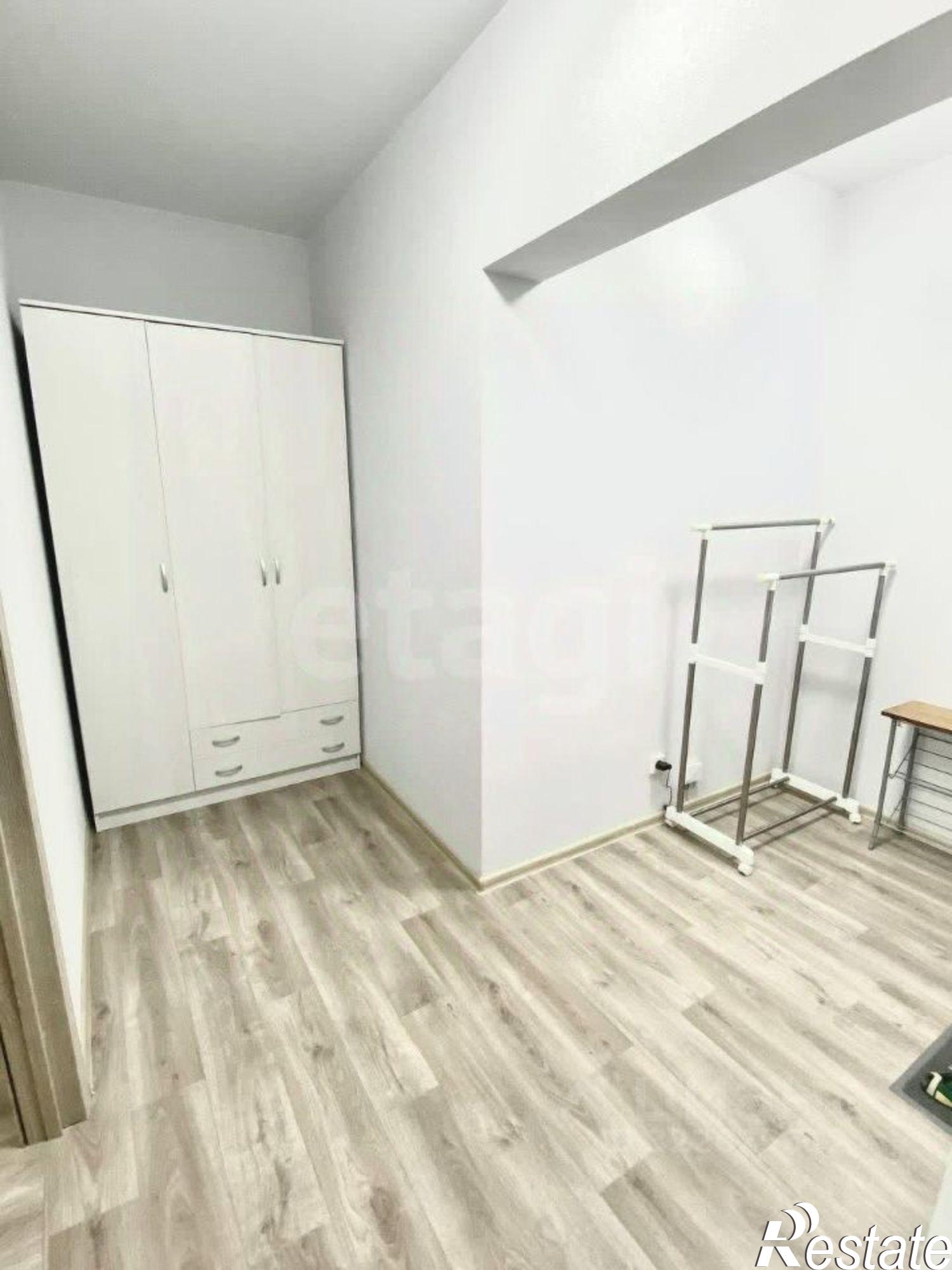 Сдать квартиру за 70 000 рублей на ул имени Николая Григорьевича Смирнова, 9