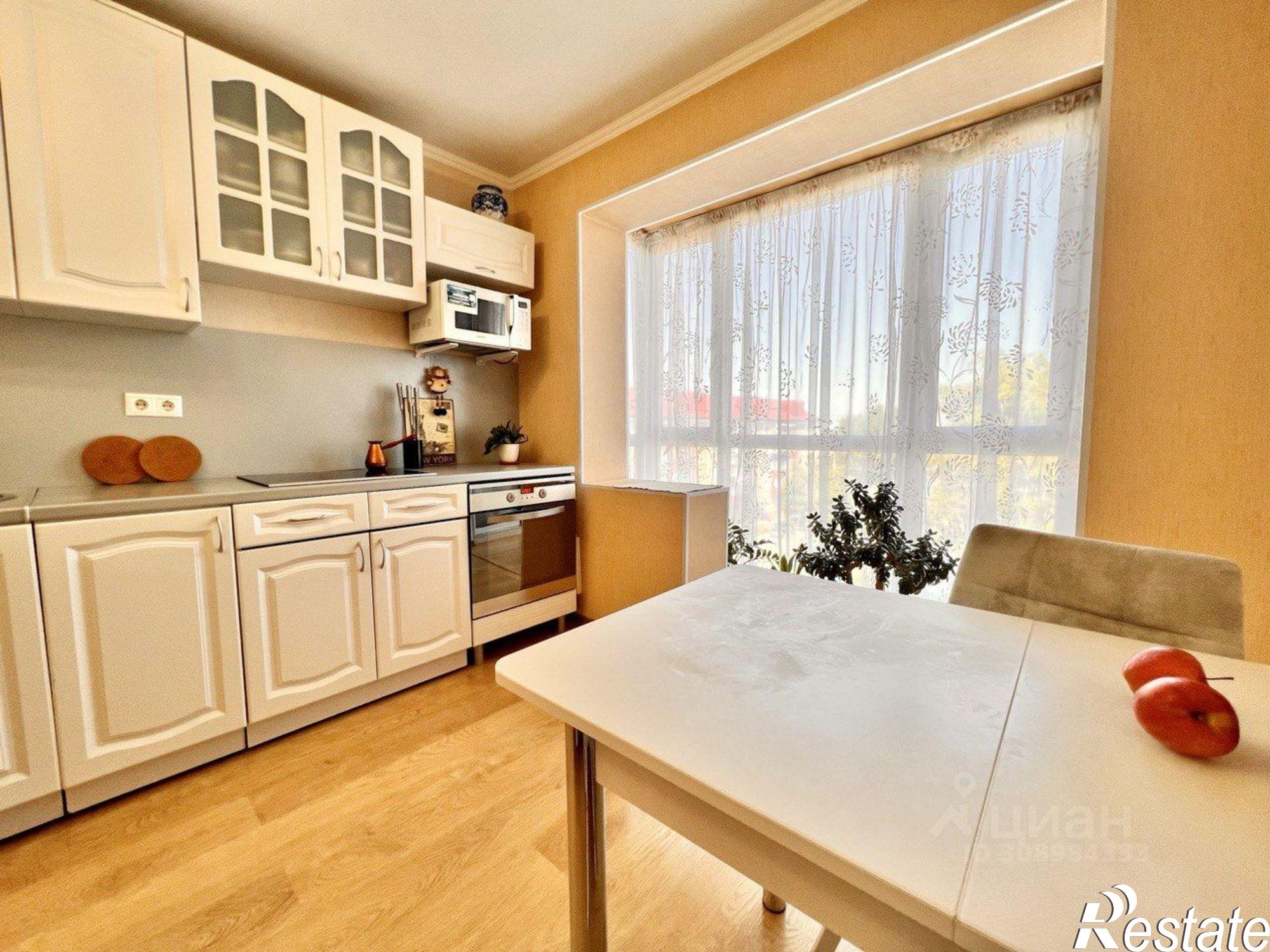 Купить квартиру за 10 200 000 рублей на Физкультурная улица, 115