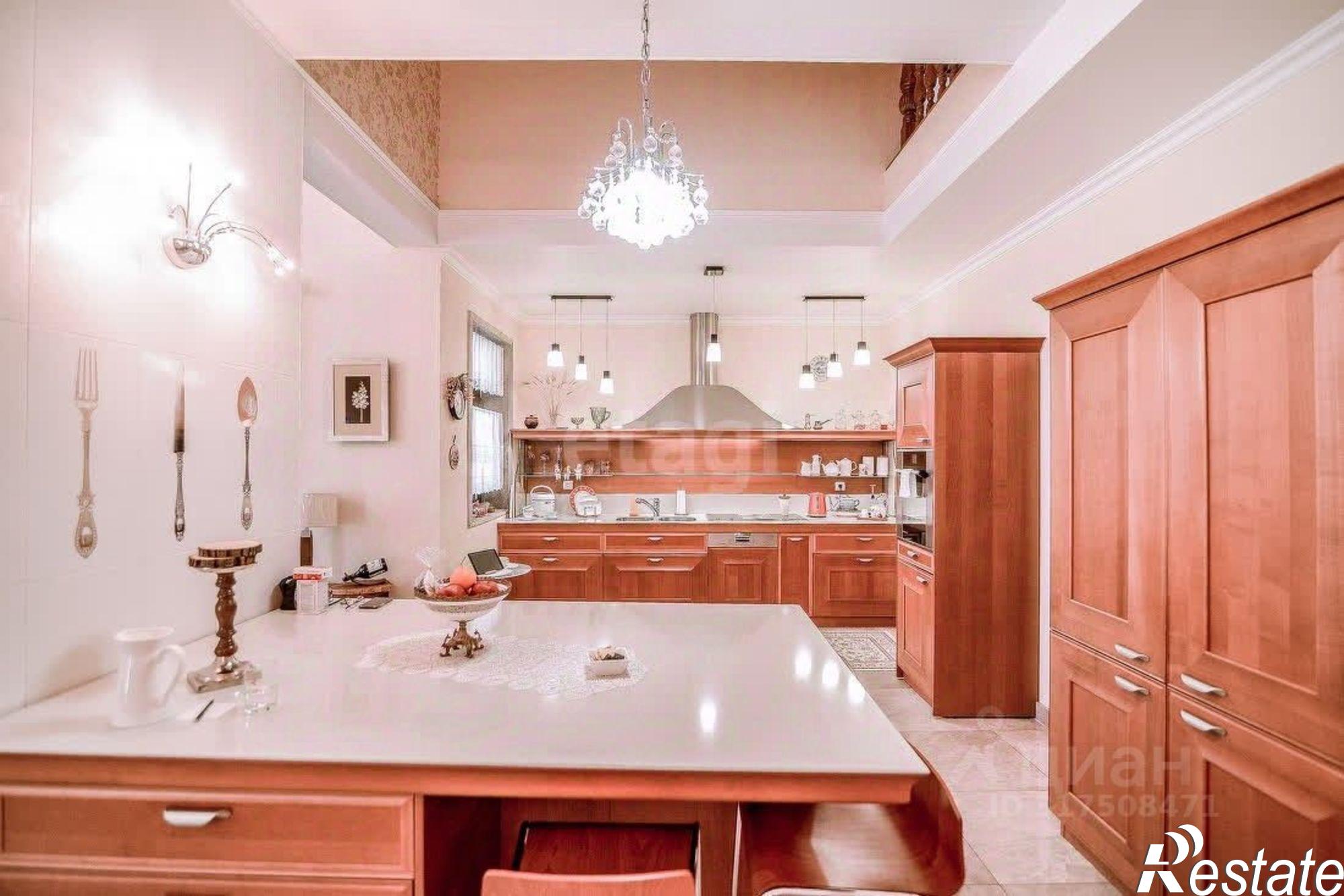 Сдать дачу, дом, коттедж за 500 000 рублей на ул Цветочная аллея, 1