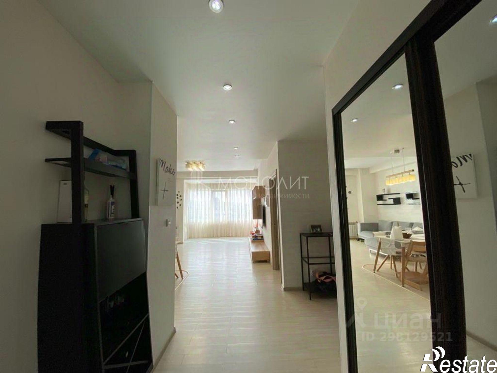 Купить квартиру за 22 000 000 рублей на улица Емельянова, 14