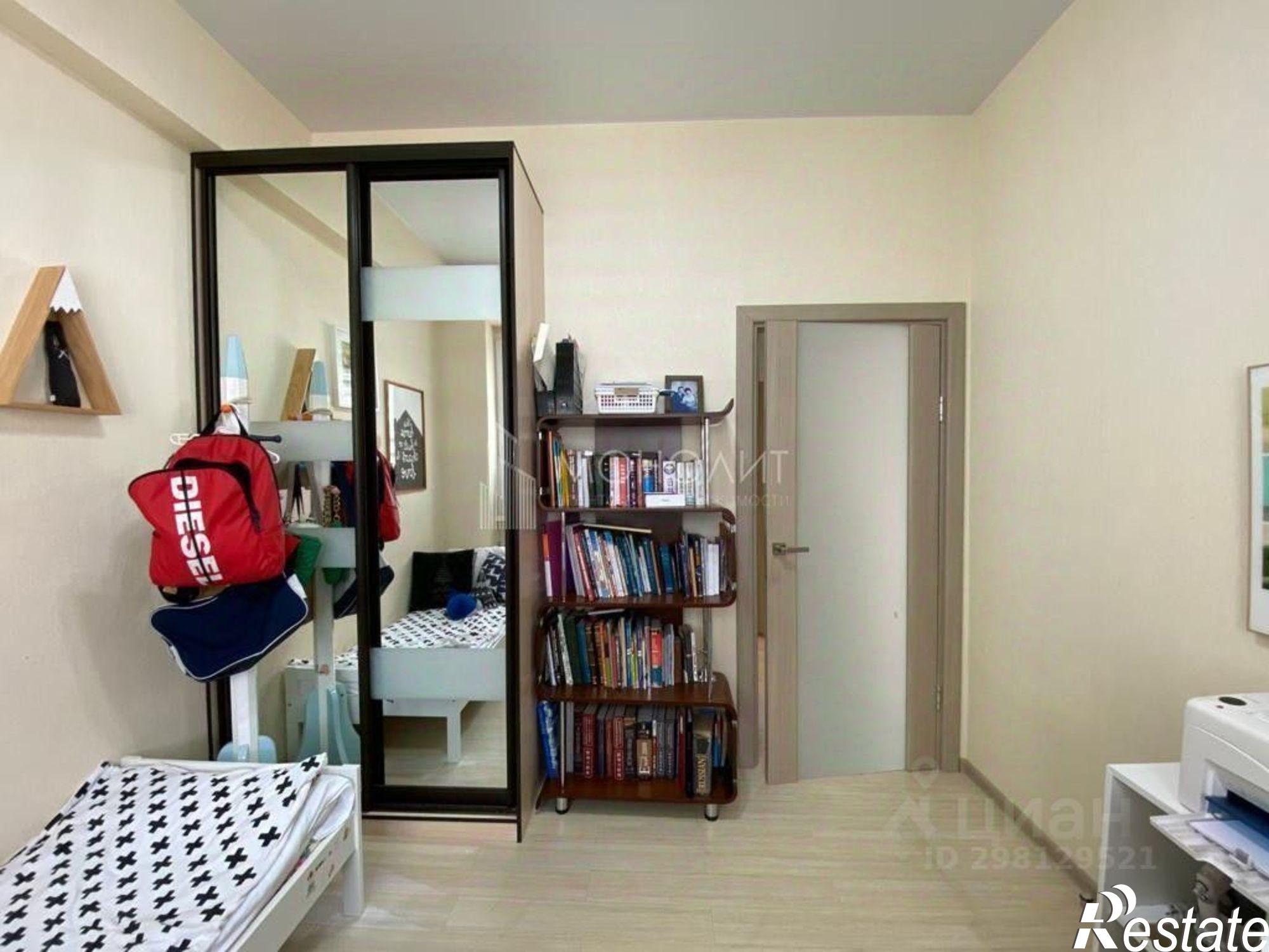 Купить квартиру за 22 000 000 рублей на улица Емельянова, 14