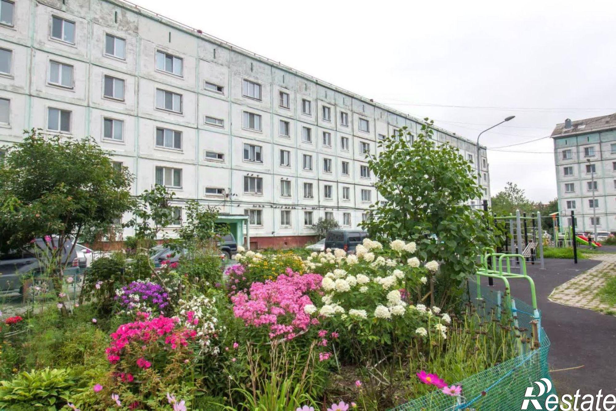 Купить квартиру за 9 800 000 рублей на ул Авиационная, 74Б