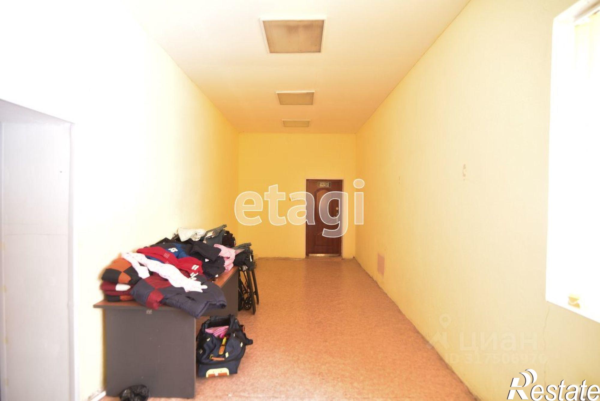 Купить офис, помещение под офис за 45 000 000 рублей на ул Комсомольская, 237В