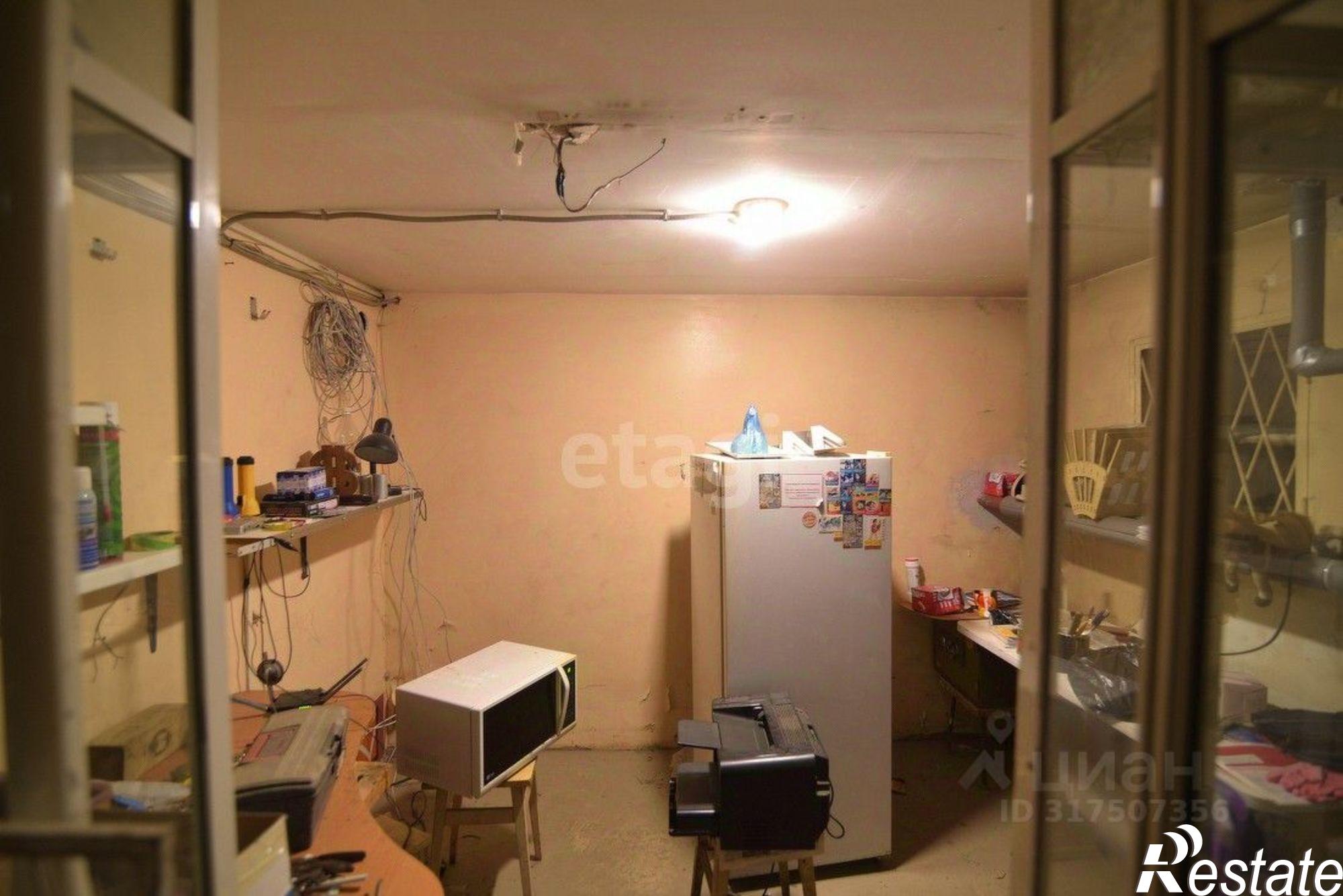 Купить складское помещение за 3 300 100 рублей на ул Вокзальная, 13