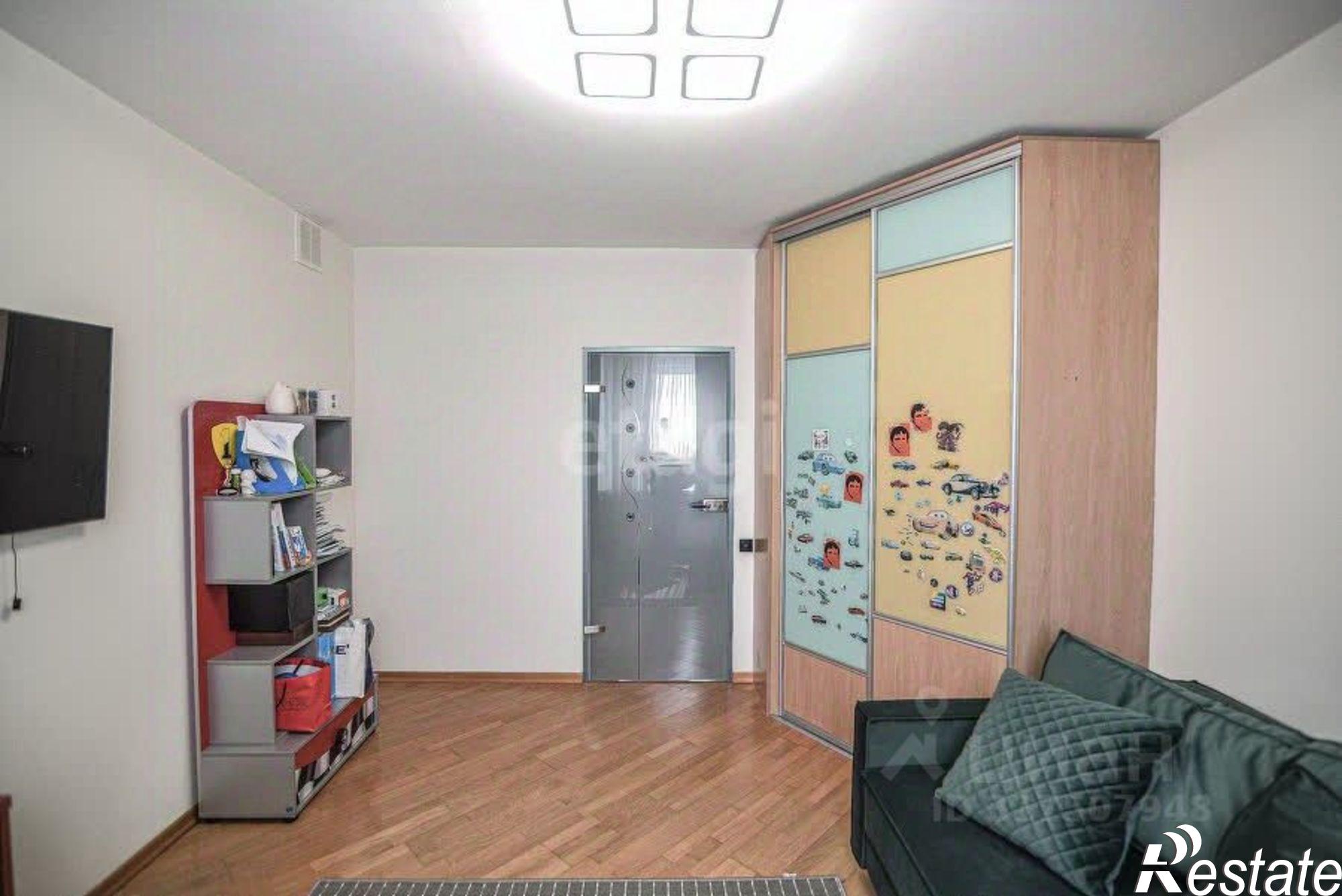 Купить квартиру за 30 000 000 рублей на ул Детская, 8Б