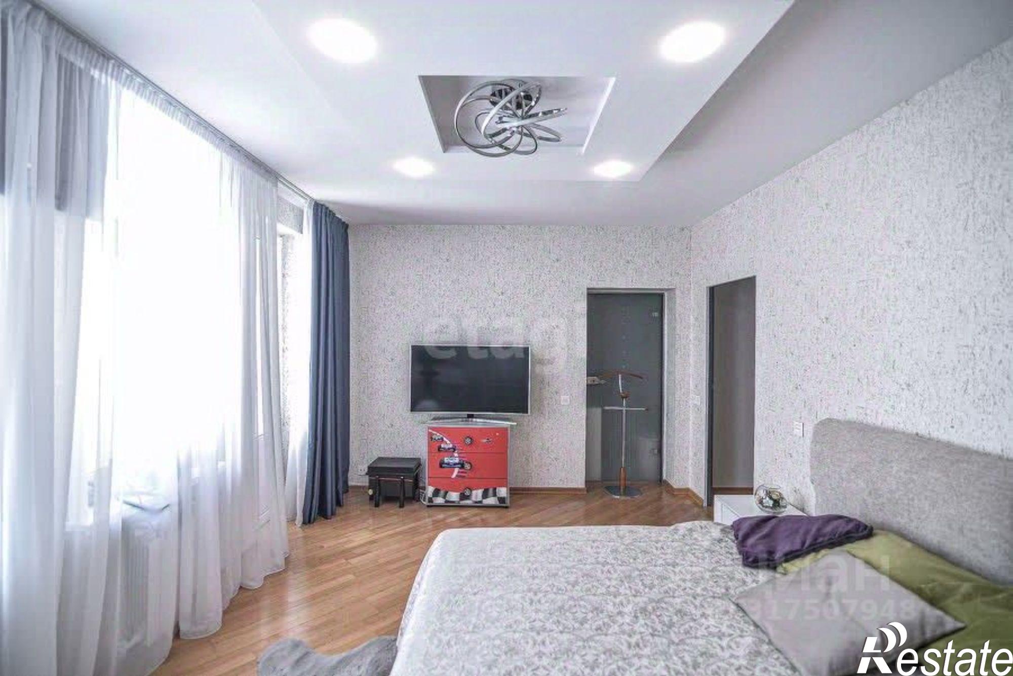 Купить квартиру за 30 000 000 рублей на ул Детская, 8Б