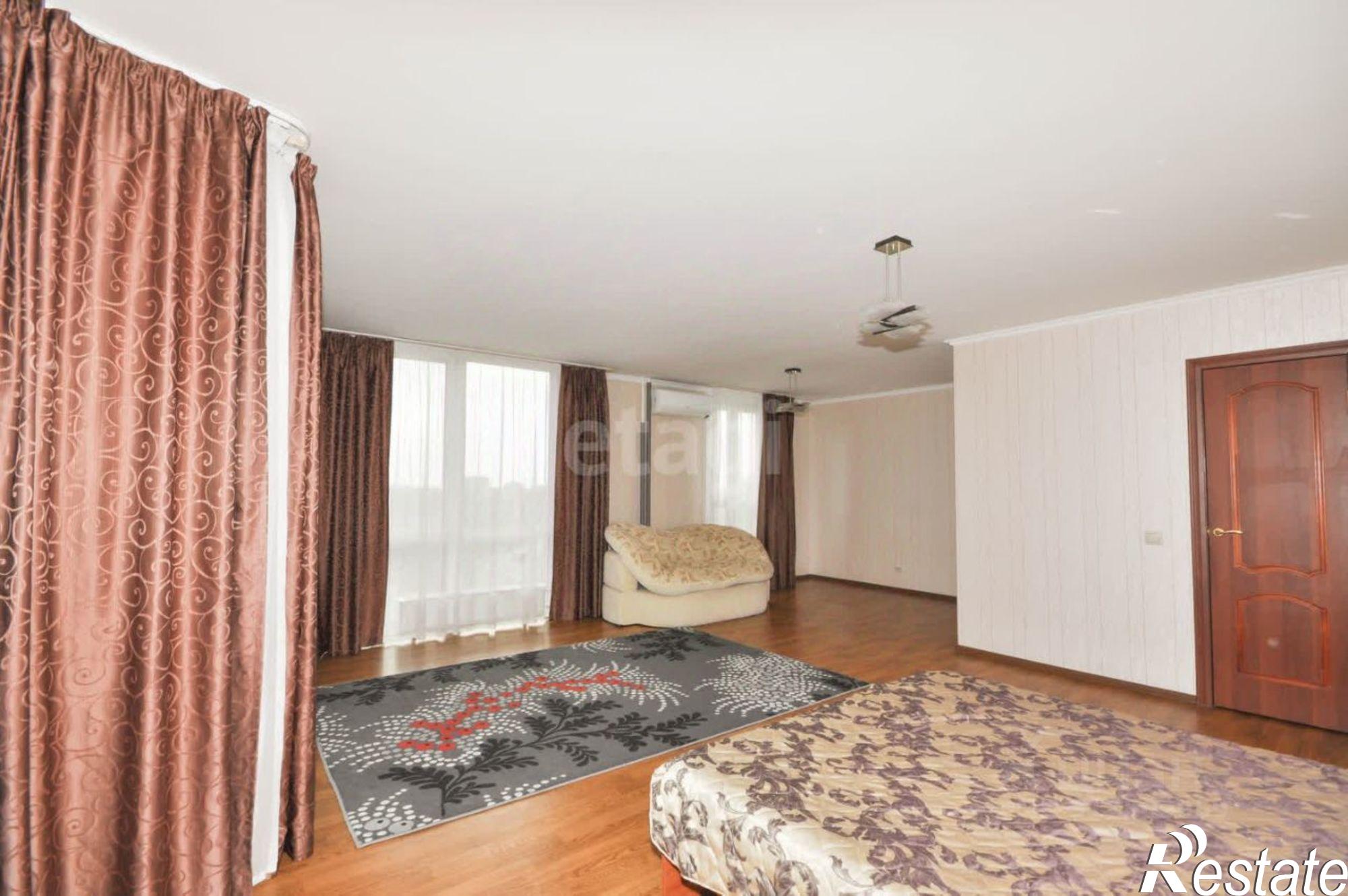 Купить квартиру за 21 000 000 рублей на Сахалинская улица, 30