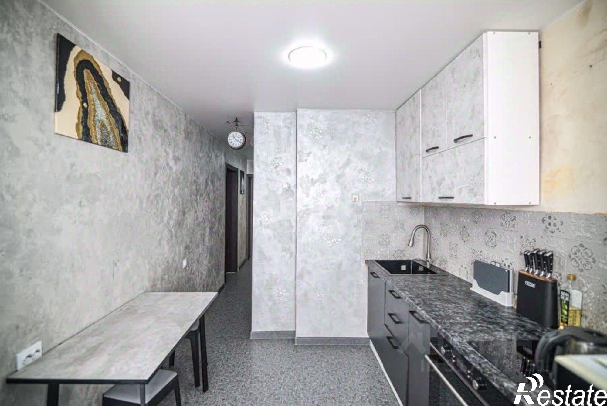 Купить квартиру за 6 100 000 рублей на Железнодорожный переулок, 13А