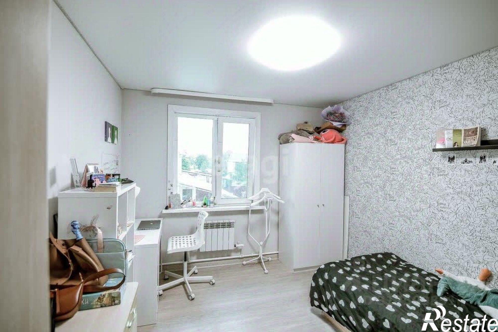 Купить квартиру за 14 200 000 рублей на Школьный пер, 28