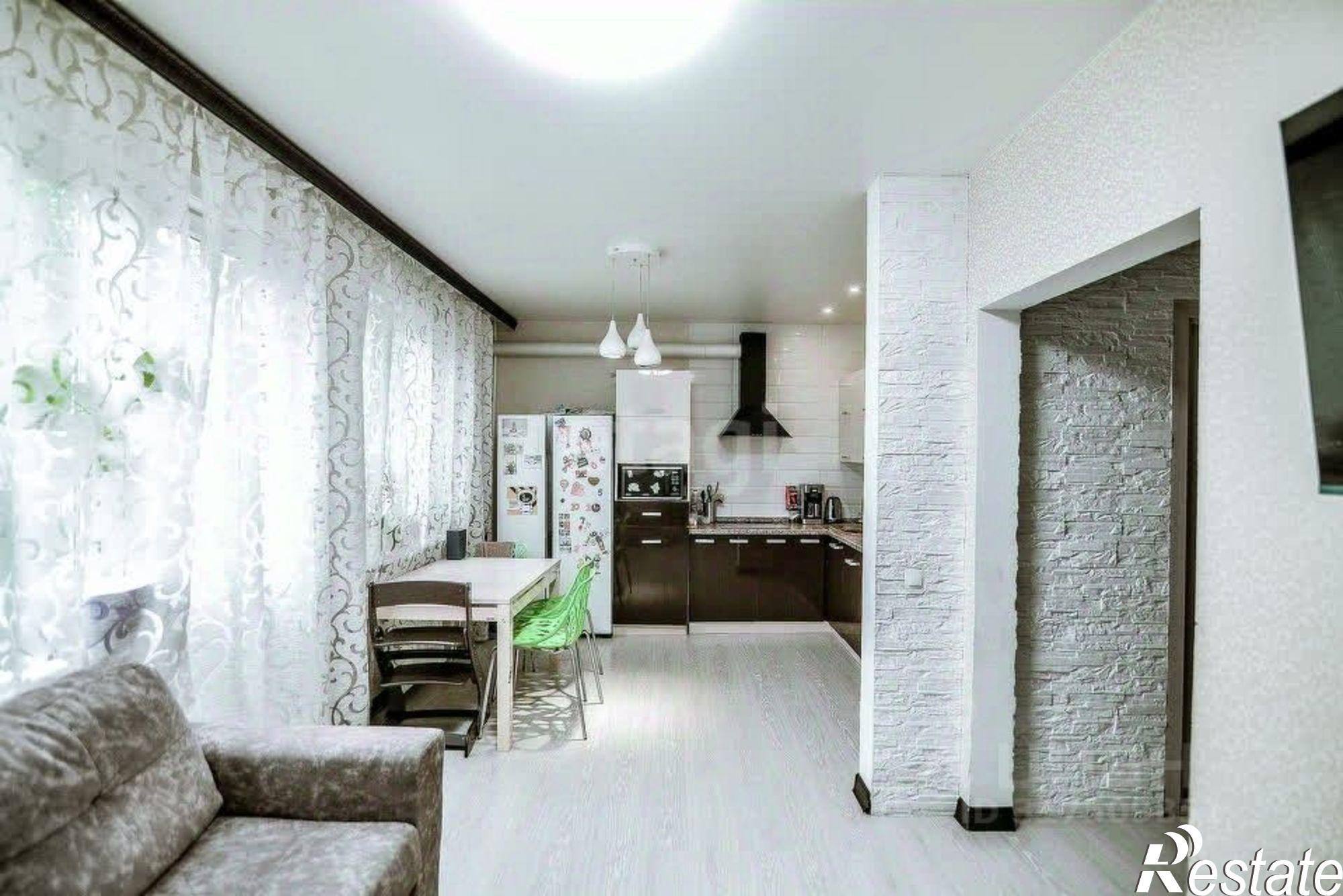 Купить квартиру за 14 200 000 рублей на Школьный пер, 28