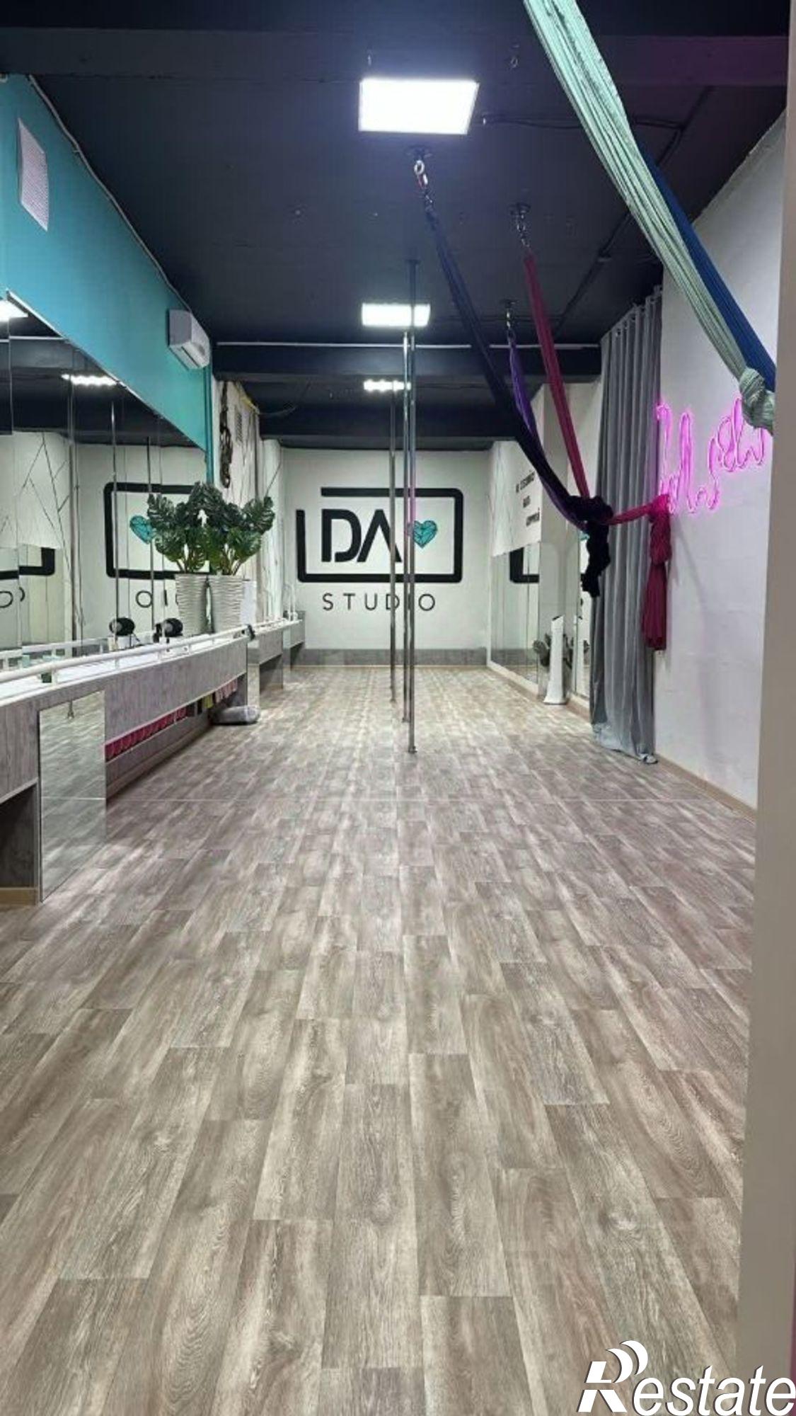 Купить офис, помещение под офис за 11 942 500 рублей на Комсомольская улица, 293А