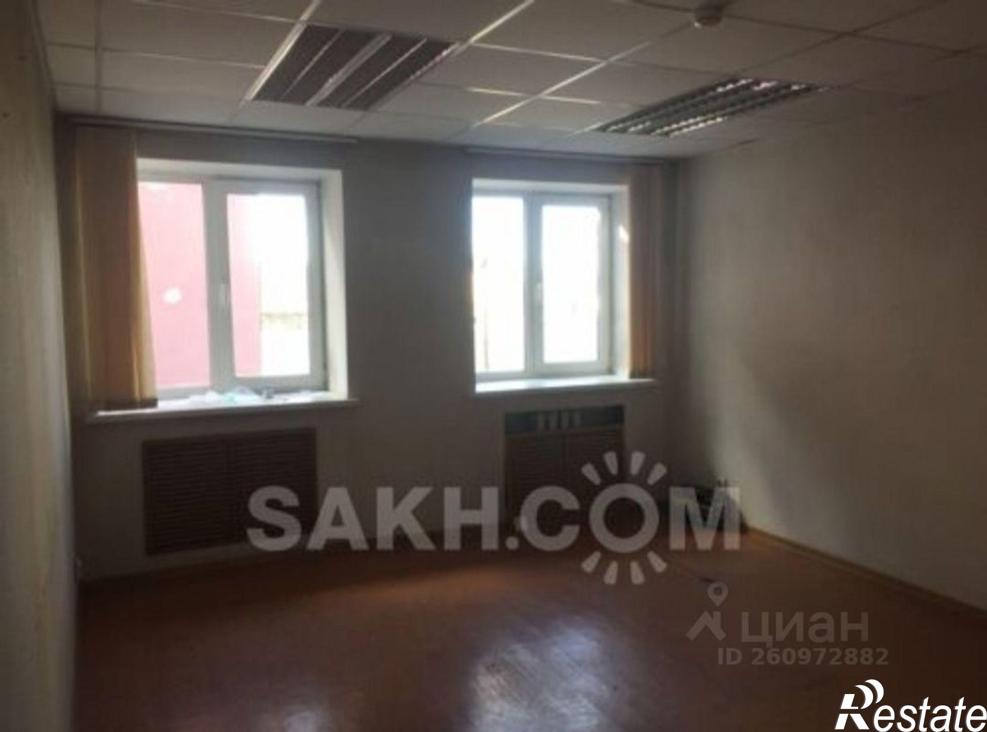 Купить ОСЗ, отдельно стоящее здание за 30 000 300 рублей на Сахалинская улица, 3