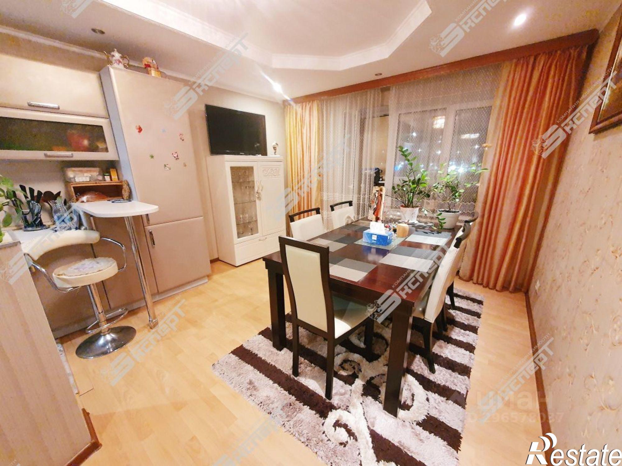 Купить квартиру за 11 800 000 рублей на ул Есенина, 12