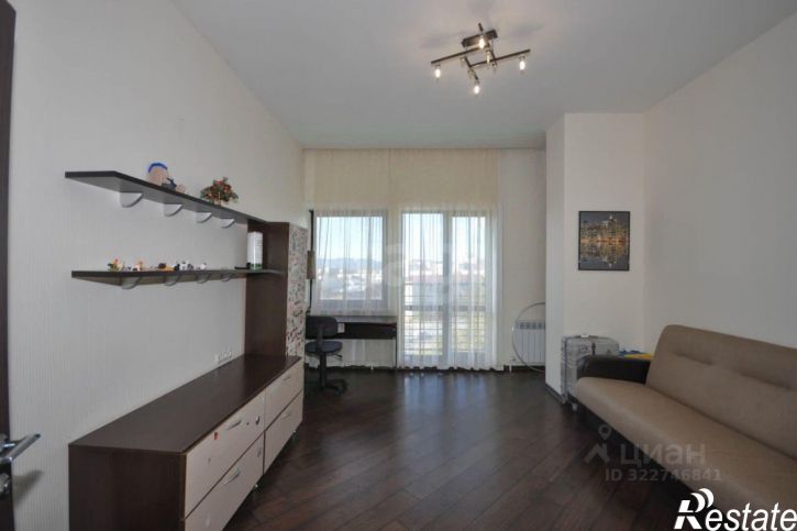 3-комн квартира улица Горького, 11Б,  д. 11Б