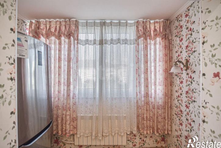 3-комн квартира улица Емельянова, 17,  д. 17