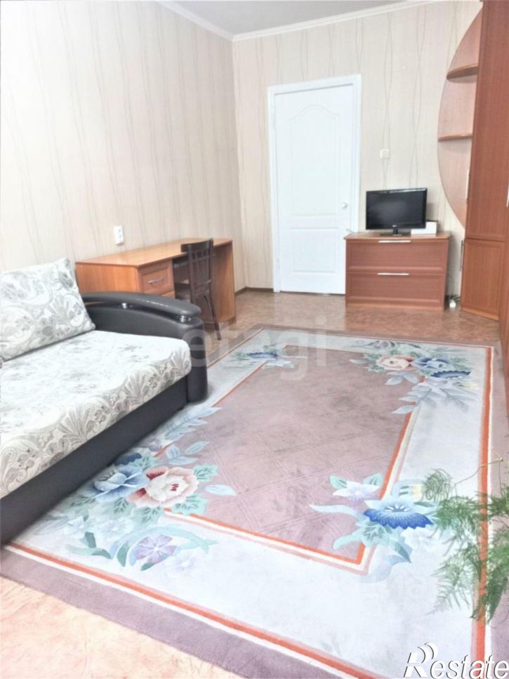 3-комн квартира улица Есенина, 9,  д. 9