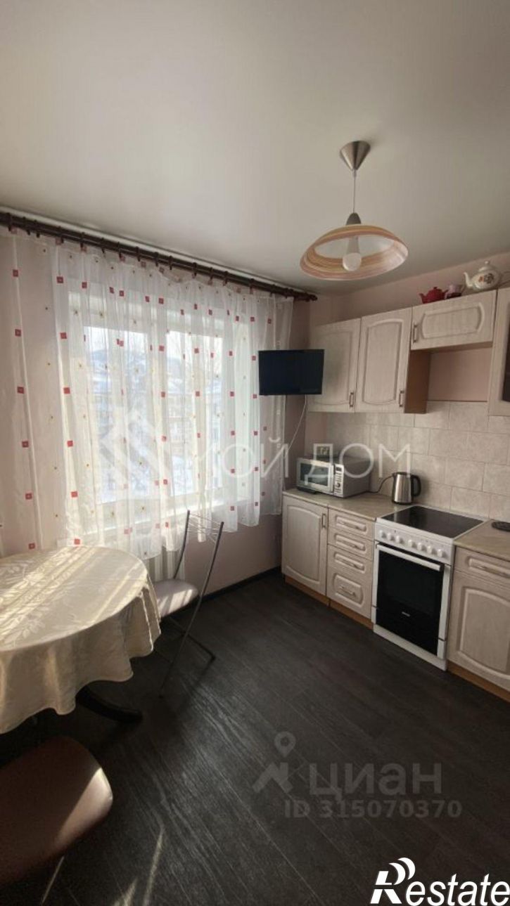 2-комн квартира Хабаровская улица, 44,  д. 44