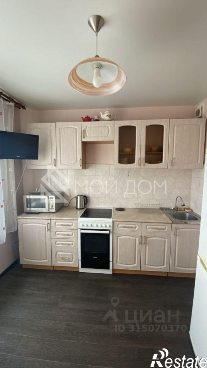 2-комн квартира Хабаровская улица, 44,  д. 44