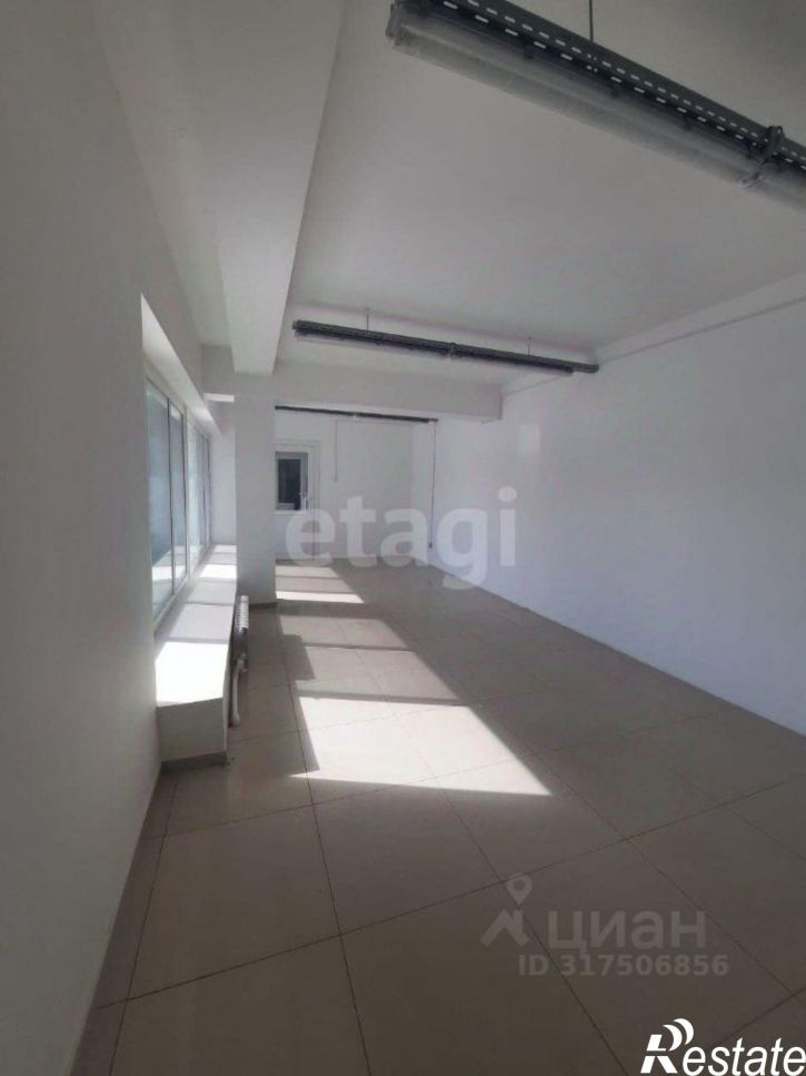 Торговое помещение ул Дружбы, 64А,  д. 64А