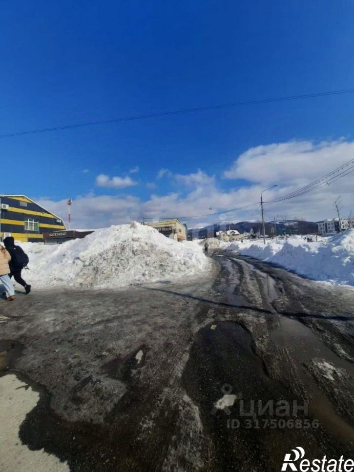 Торговое помещение ул Дружбы, 64А,  д. 64А