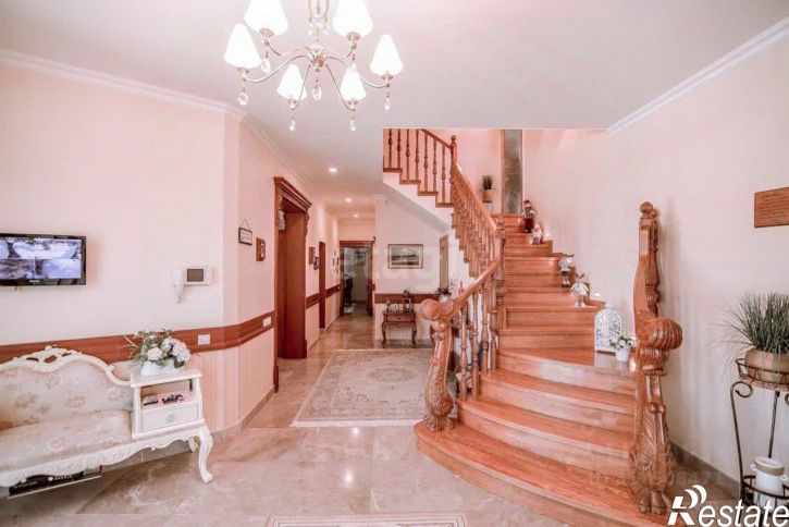 Коттедж/дом ул Цветочная аллея, 1,  д. 1