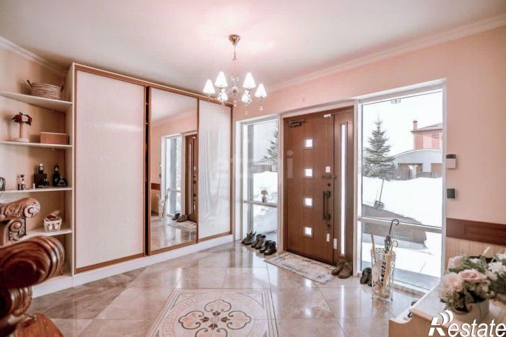 Коттедж/дом ул Цветочная аллея, 1,  д. 1