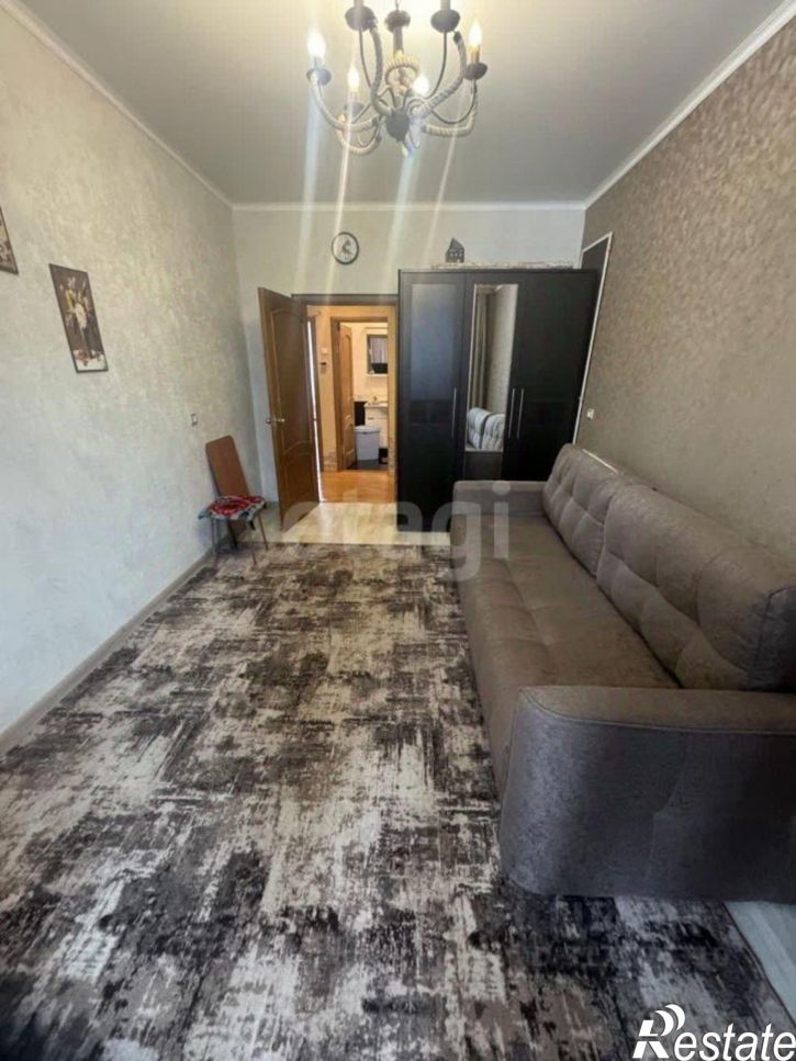 3-комн квартира Институтская улица, 18Б,  д. 18Б