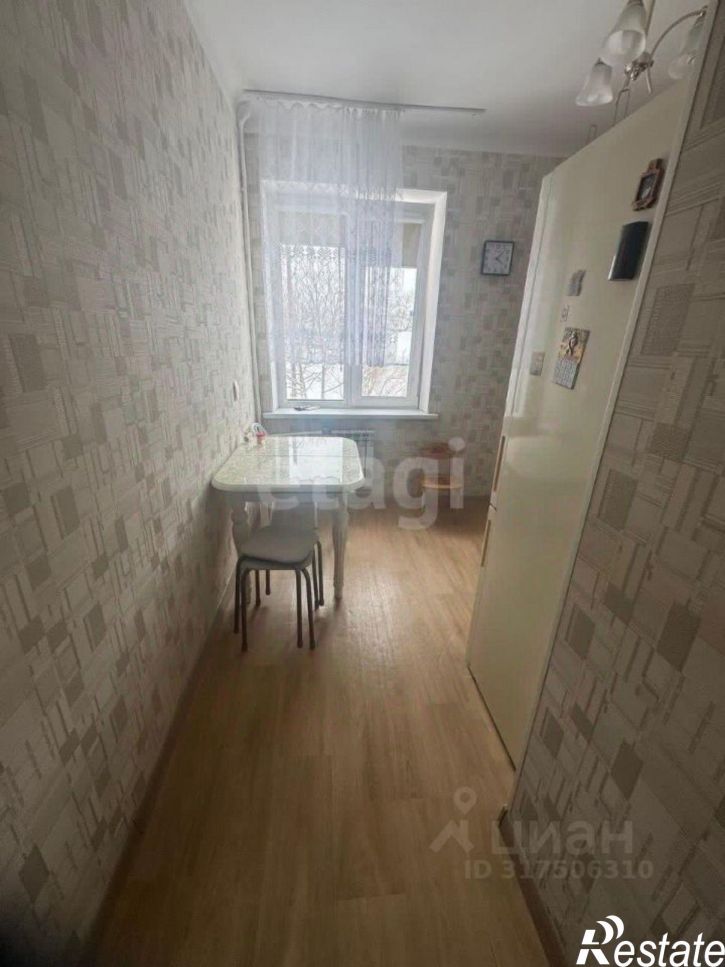 3-комн квартира Институтская улица, 18Б,  д. 18Б