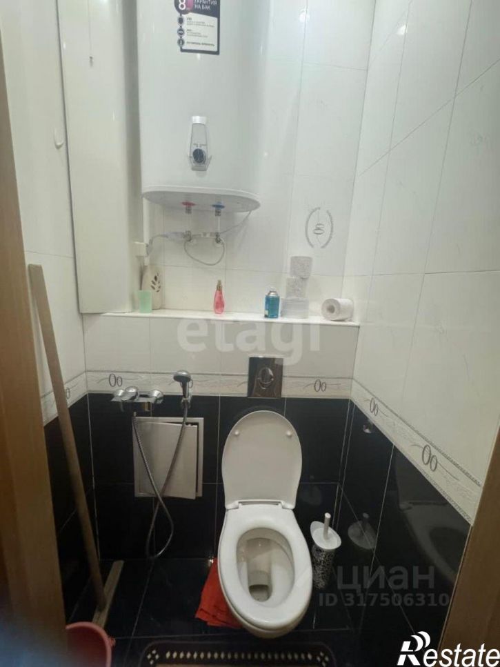 3-комн квартира Институтская улица, 18Б,  д. 18Б