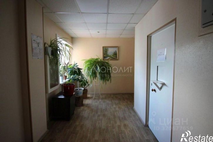 Отдельное здание улица Адмирала Макарова, 27,  д. 27